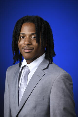 Razavier Davis 