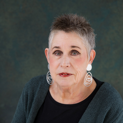 Jonelle Husain Headshot Photo