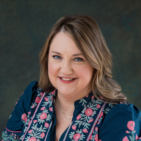 Rachel Scott Headshot Photo
