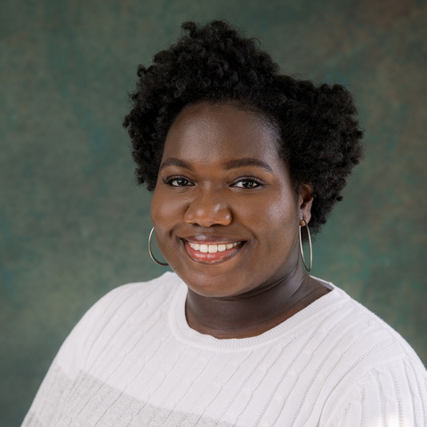 Toi Parker Headshot Photo