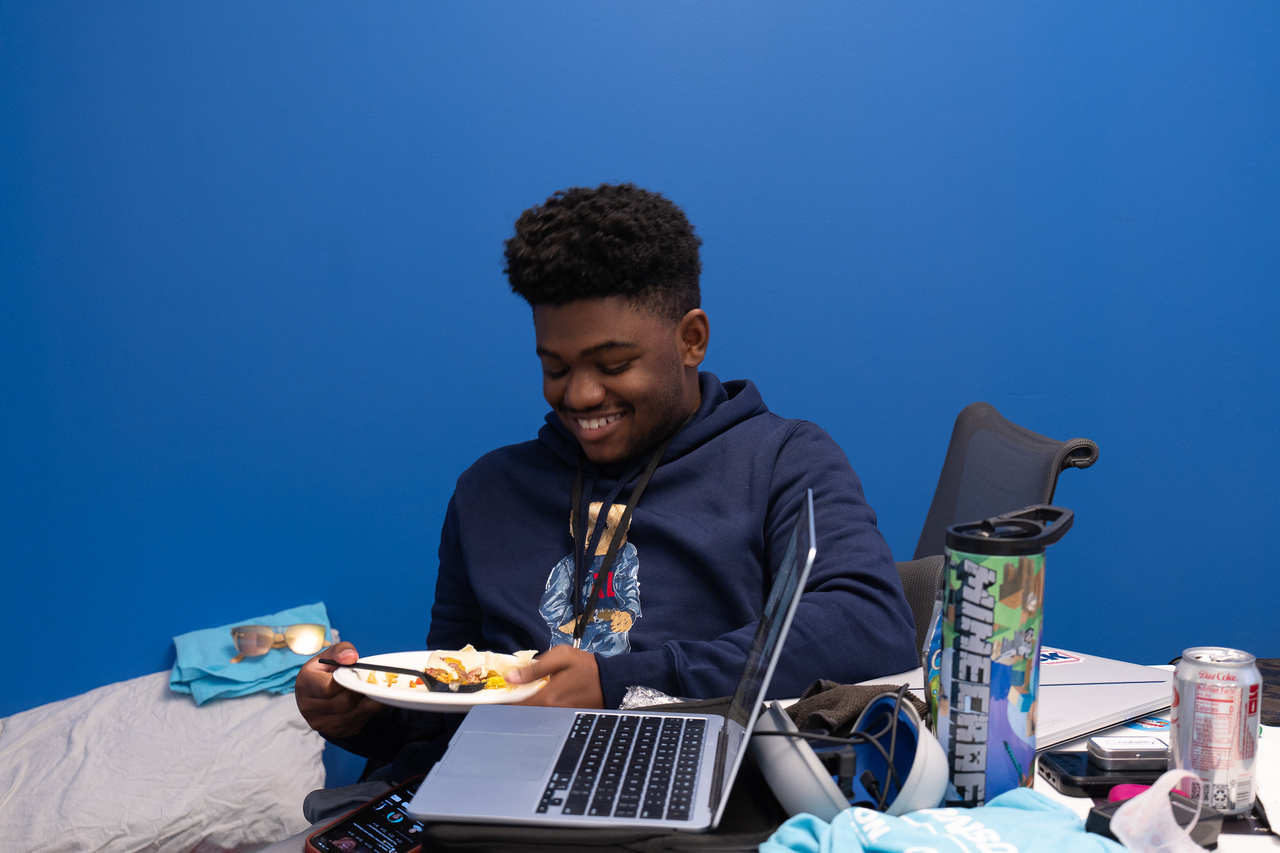 Earnest Working Overnight
