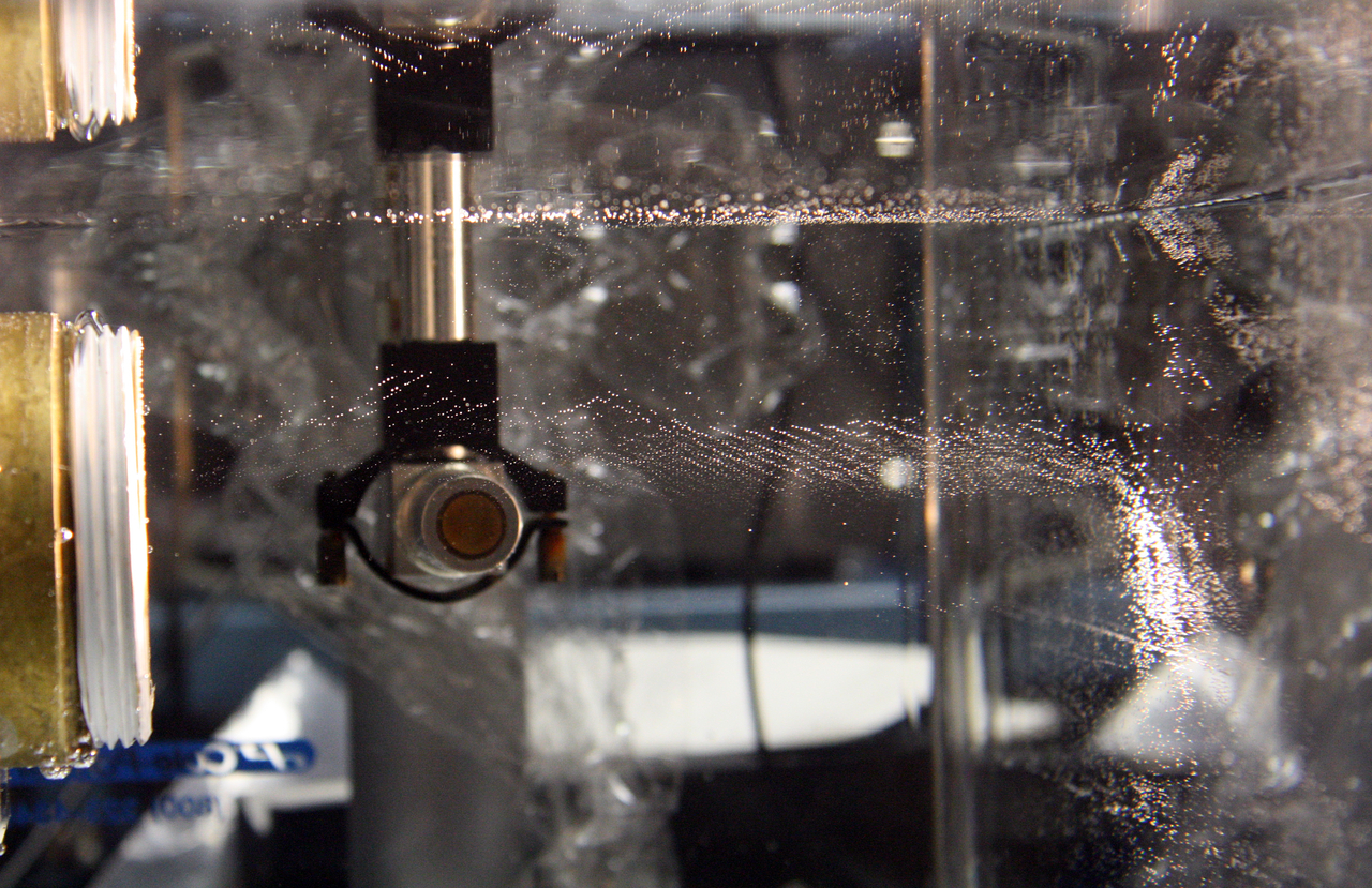 Transducers with a bubble trail