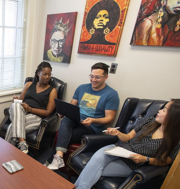 Graduate Students in Dr. Wellman's Office